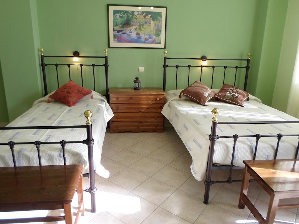 Ferienwohnung Heliovasilema Fiskardo Zimmer foto