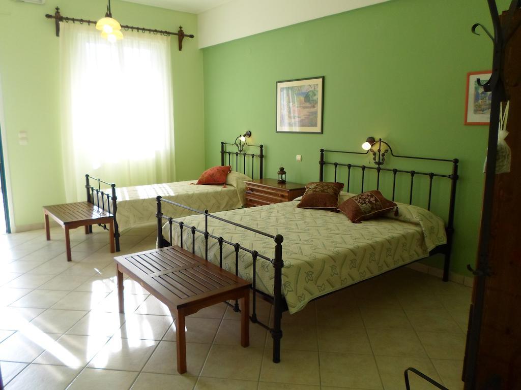 Ferienwohnung Heliovasilema Fiskardo Zimmer foto