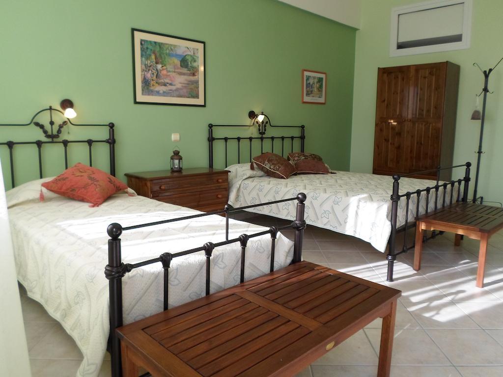Ferienwohnung Heliovasilema Fiskardo Zimmer foto